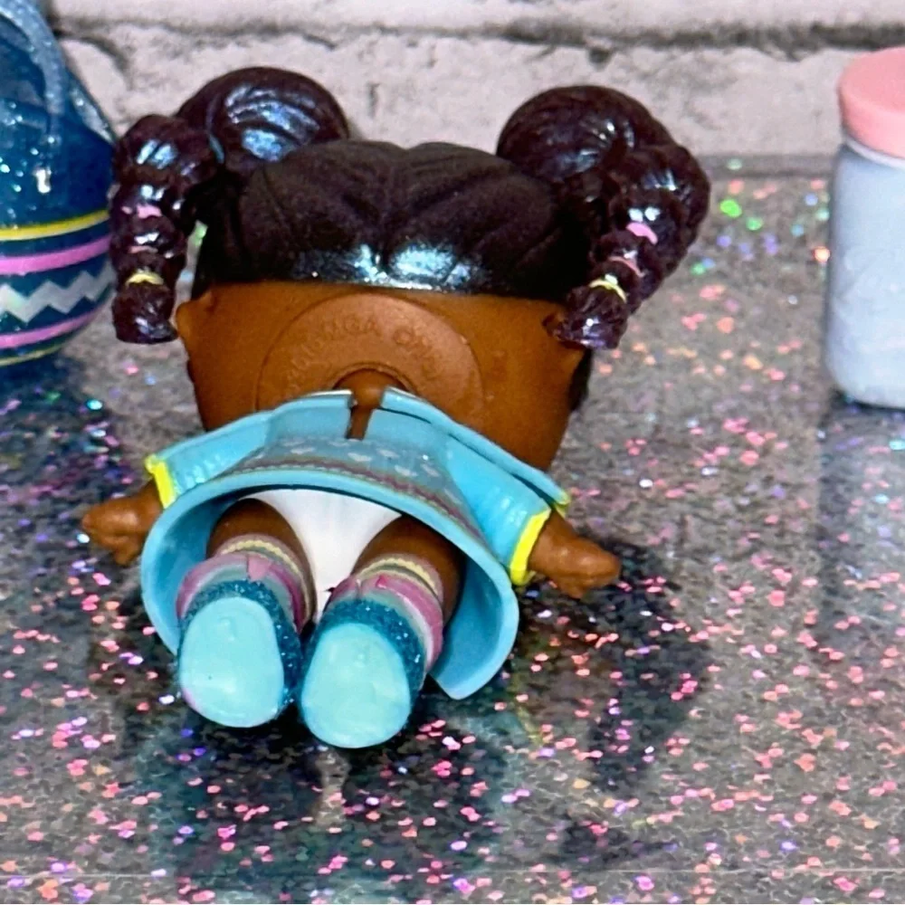 L.O.L. Surprise! LOL Surprise CHICK A DEE Doll Spring Sparkle Series Bag Bottle